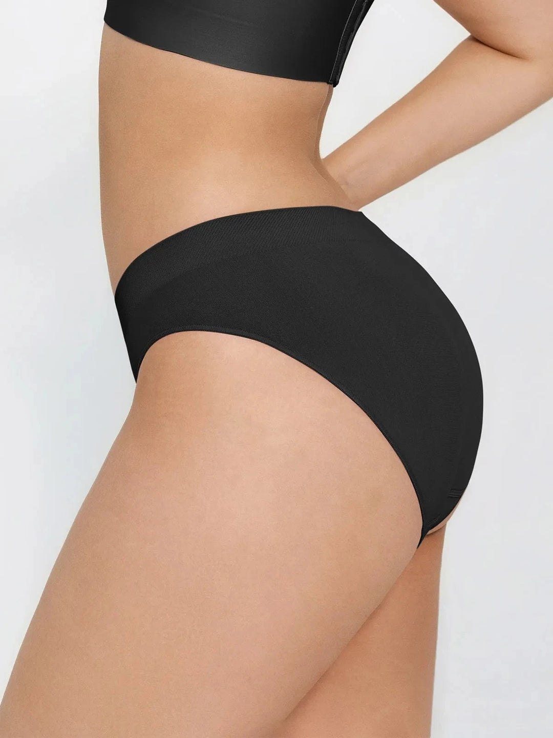 popilush-seamless-solid-mid-rise-brief-1175598195.webp